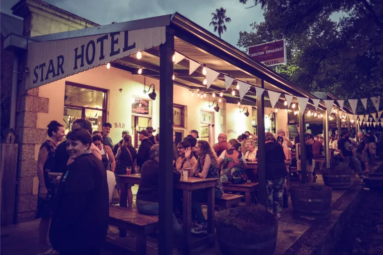 Star Hotel Yackandandah (Music Venues)